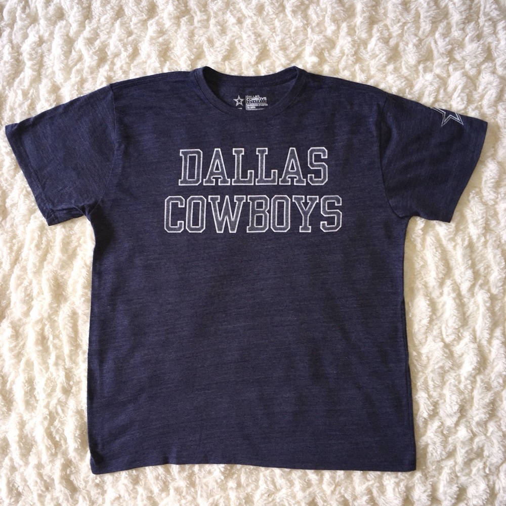 Dallas Cowboys Navy Blue Tee!